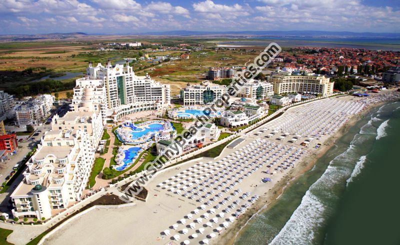 Furnished 2-bedroom apartment for sale in beachfront 5***** Sunset Pomorie Beach Resort right on the white sandy beach