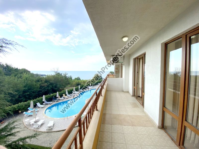 Sea view furnished 1-bedroom apartment for sale in beachfront complex Dream Holiday right on the beach in Ravda, Bulgaria