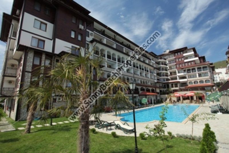 1-bedroom apartments for rent in complex Amphora 100 m. from the beach in Saint Vlas, Bulgaria