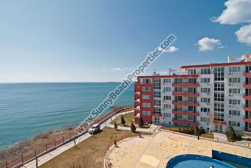 Sea view 2-bedroom apartment for rent in beachfront Panorama Fort 100m. from beach in Elenite resort, Bulgaria