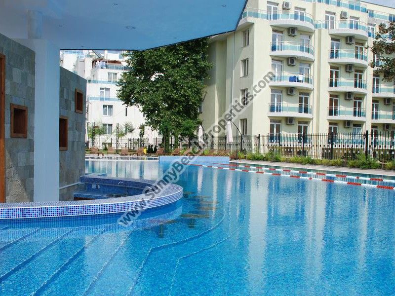 Sea and pool view 2-bedroom flat in Elite Ravda in absolute tranquility ...